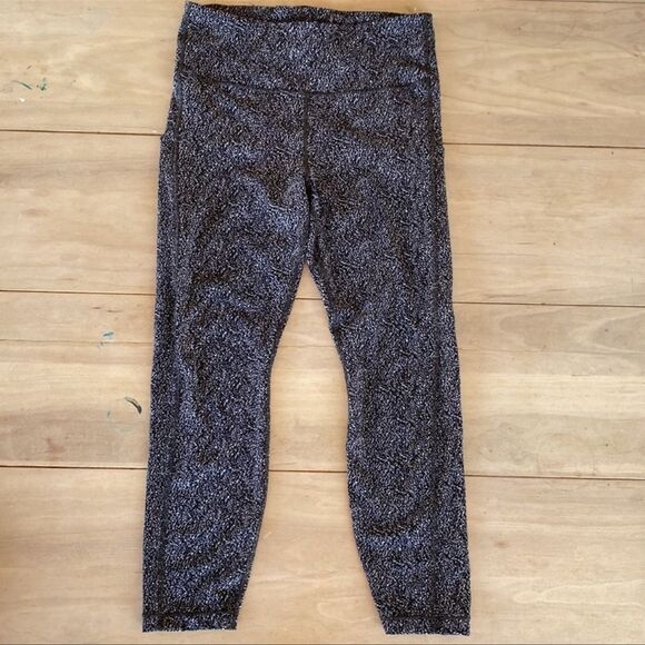 Athleta Leggings Ultimate Stash Pocket 7/8 Tight S - Picture 3 of 9